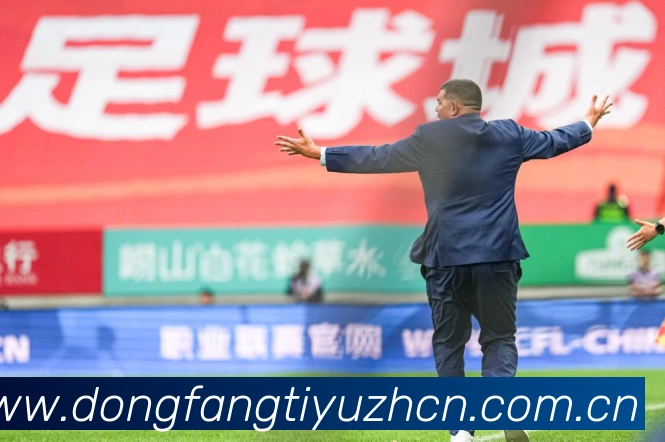 杜兰特超越乔丹升至历史得分榜第五下赛季有望超科比仅次詹姆斯赛场复盘:最新赛事动态与深度分析 杜兰特超越乔丹升至历史得分榜第五下赛季有望超科比仅次詹姆斯赛场复盘:最新赛事动态与深度分析